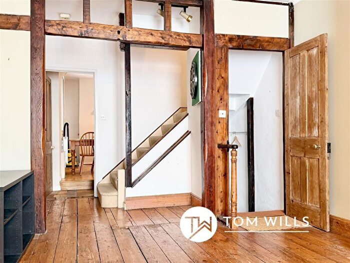 2 Bedroom Flat For Sale In High Street, Falmouth, TR11
