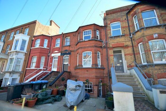 1 Bedroom Flat To Rent In Harold Road, Cliftonville, CT9
