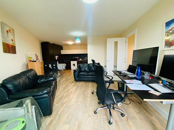2 Bedroom Flat To Rent In Southside, St Johns Walk, Birmingham, B5