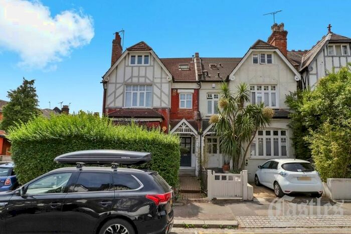 Studio To Rent In Berkeley Road, Crouch End, N8