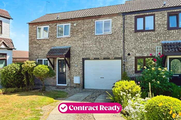 3 Bedroom Semi-Detached House For Sale In Canterbury Close, Beverley, HU17