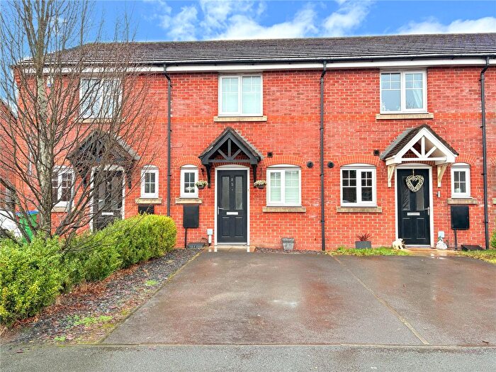2 Bedroom Town House For Sale In Gort Way, Heywood, Greater Manchester, OL10