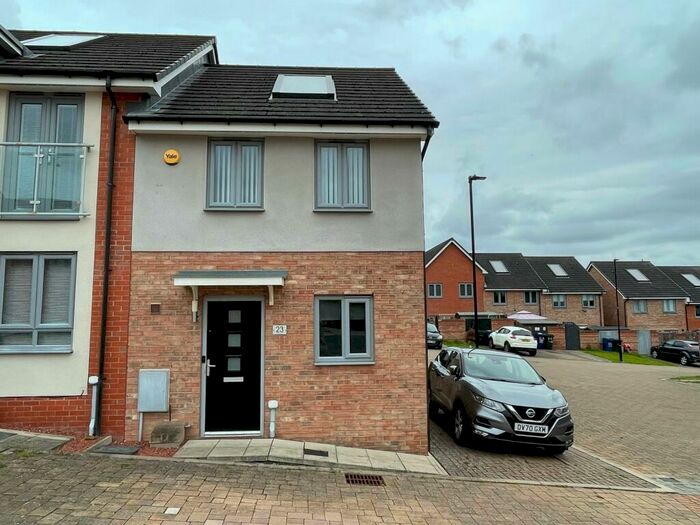 2 Bedroom Terraced House To Rent In Lydney Court, Throckley, Newcastle Upon Tyne, NE15
