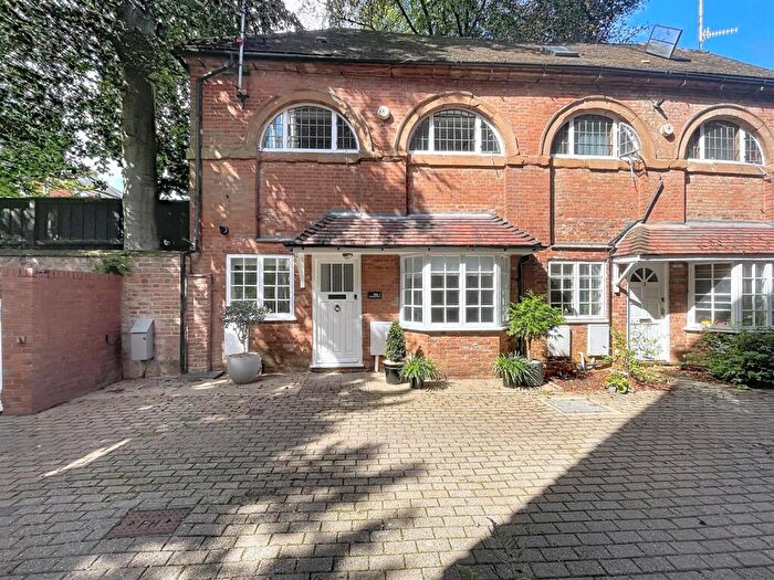 2 Bedroom Terraced House To Rent In Bridge Street, Kenilworth, CV8