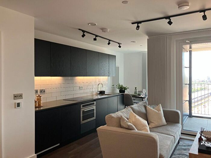 Flat To Rent In Flat, Mitre Yard, - Scrubs Lane, London, NW10