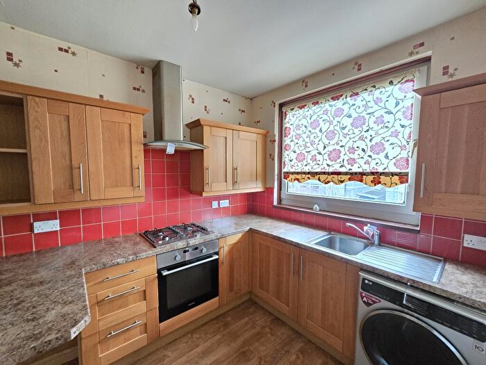 2 Bedroom Flat For Sale In Broomhill Road, Garthdee, Aberdeen, AB10