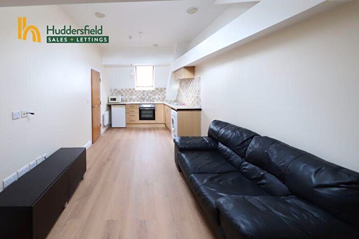 1 Bedroom Flat To Rent In Westgate, Huddersfield, HD1