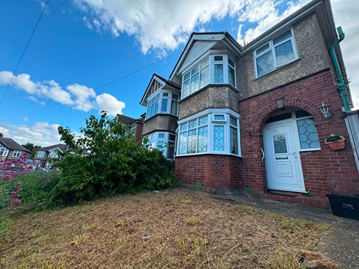 4 Bedroom Semi-Detached House To Rent In Cowper Street, Luton, LU1