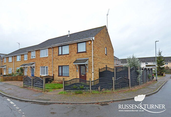 3 Bedroom Semi Detached House For Sale In A Well Presented Home Close To The Queen Elizabeth Hospital, PE30