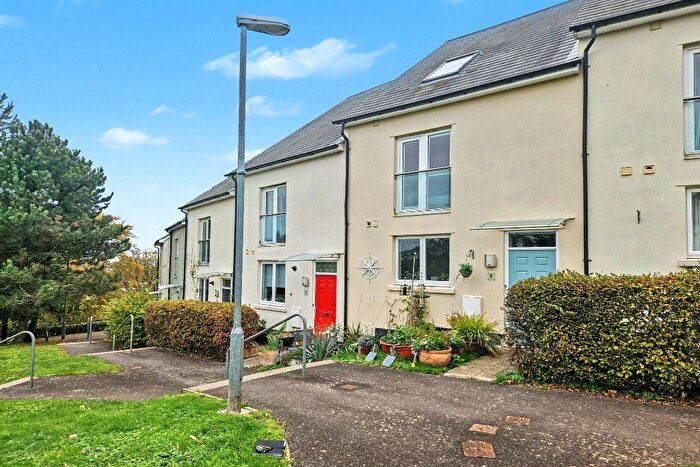 3 Bedroom Terraced House For Sale In St. Marys Hill, Brixham, Devon, TQ5