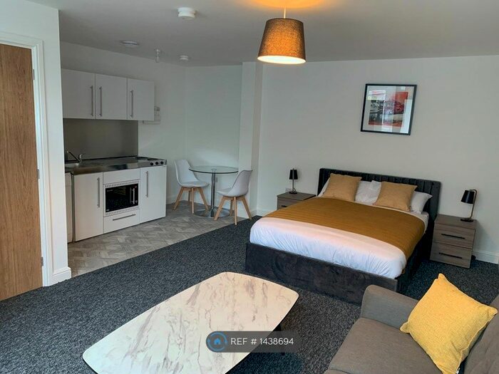 Studio To Rent In Bridgegate, Nottinghamshire, DN22