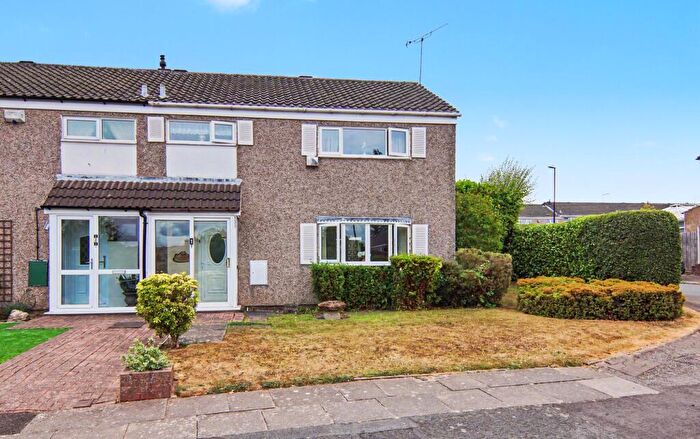 3 Bedroom Terraced House For Sale In Brookside Avenue, Coventry, CV5
