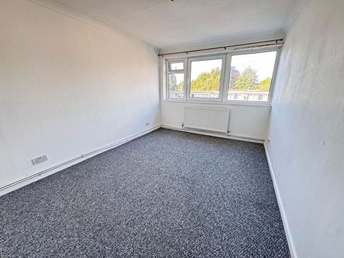 5 Bedroom End Of Terrace House To Rent In Danecourt Gardens, Croydon, CR0