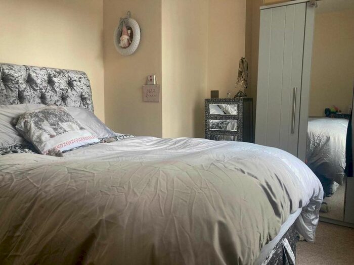 3 Bedroom Terraced House To Rent In Lord Street, Stalybridge, SK15