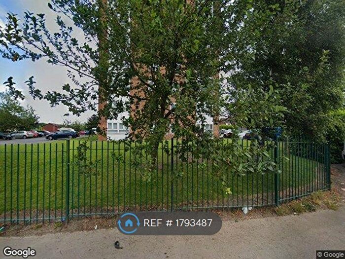 2 Bedroom Flat To Rent In City View, Salford, M7