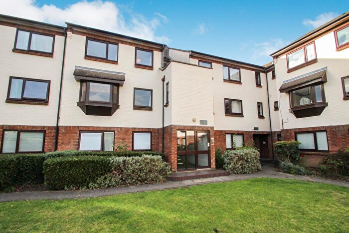 2 Bedroom Flat To Rent In Silks Court, High Road Leytonstone, Leytonstone, London, E11