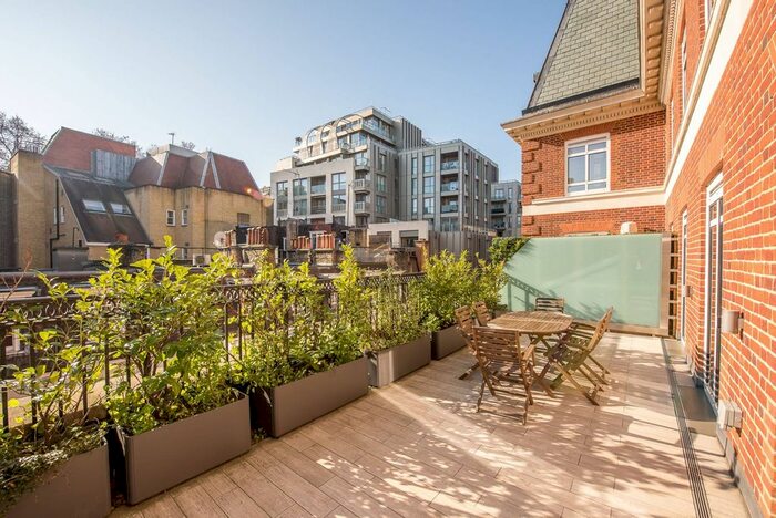 2 Bedroom Flat To Rent In Tufton Street, Westminster, London, SW1P