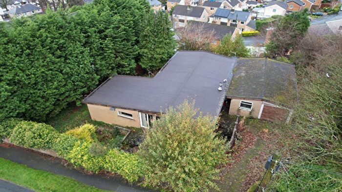 4 Bedroom Detached Bungalow For Sale In Kings Causeway, Brierfield, BB9