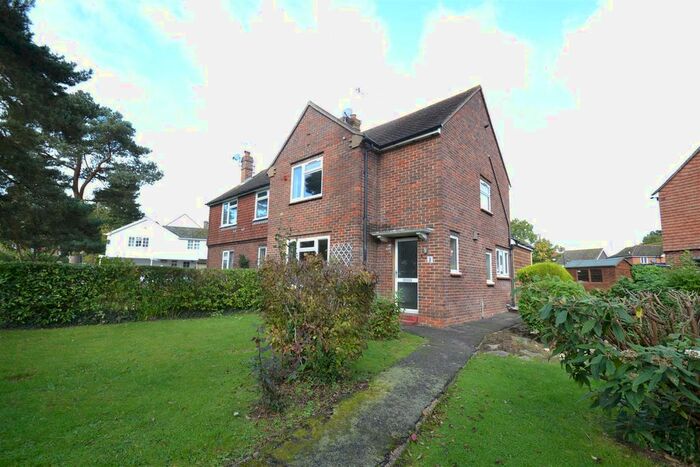 2 Bedroom Semi-Detached House To Rent In Perrylands, Charlwood, Horley, RH6