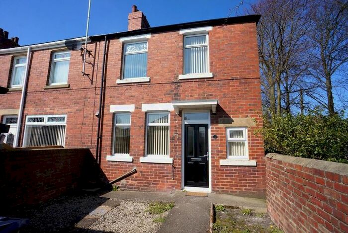 3 Bedroom End Of Terrace House To Rent In Clavering Place, Stanley, County Durham, DH9