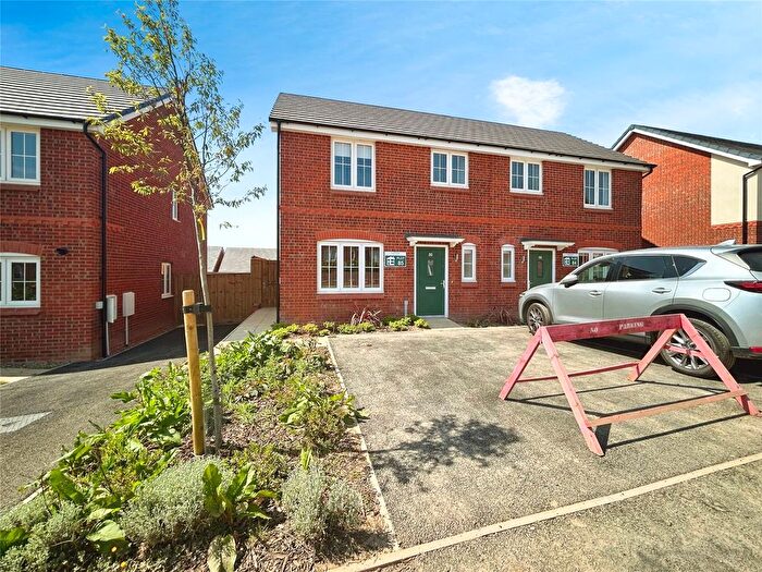 3 Bedroom Semi-Detached House To Rent In Butterworth Road, Sutton-In-Ashfield, Nottinghamshire, NG17