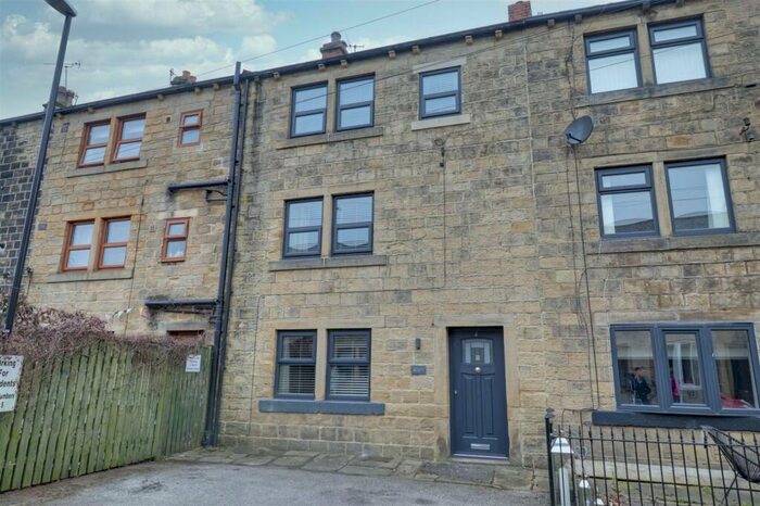 5 Bedroom Terraced House To Rent In Woodland View, Calverley, Leeds, West Yorkshire, LS28