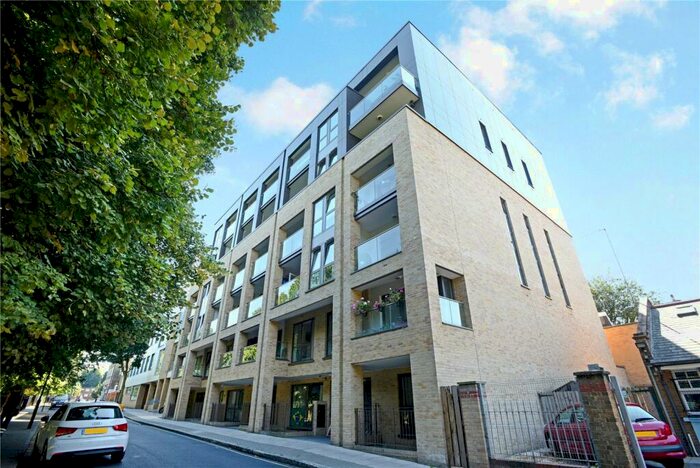 2 Bedroom Flat To Rent In St Davids Apartments, London, N7