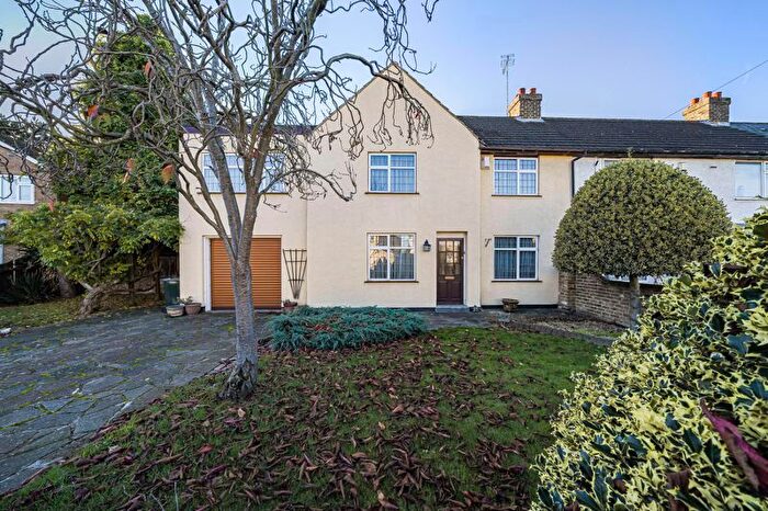 3 Bedroom End Terrace House For Sale In Maple Road, Dartford, DA1