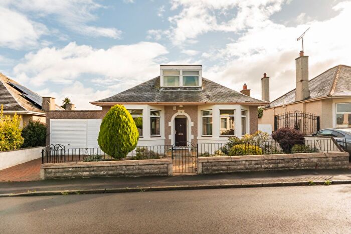 4 Bedroom Detached Bungalow For Sale In Milton Crescent, Edinburgh, EH15