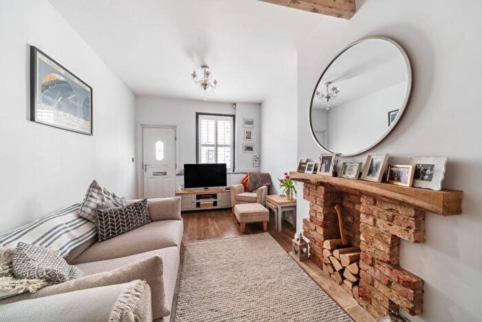 2 Bedroom Terraced House For Sale In Oak Lane, Windsor, SL4