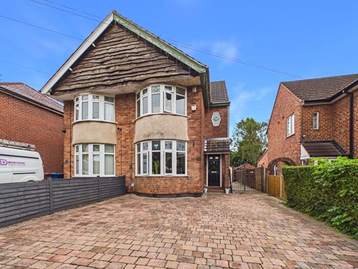 3 Bedroom Semi Detached House For Sale In Chaddesden Park Road, Chaddesden, DE21