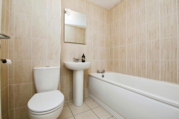 3 Bedroom End Of Terrace House For Sale In Carding Drive, Darlington, DL1