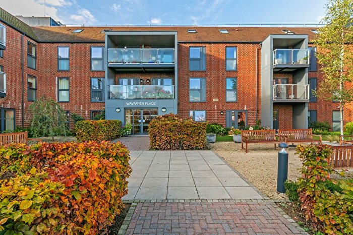 2 Bedroom Flat For Sale In The Dean, Alresford, SO24