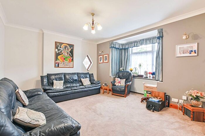 4 Bedroom Detached House To Rent In Stapleford Road, Wembley, HA0