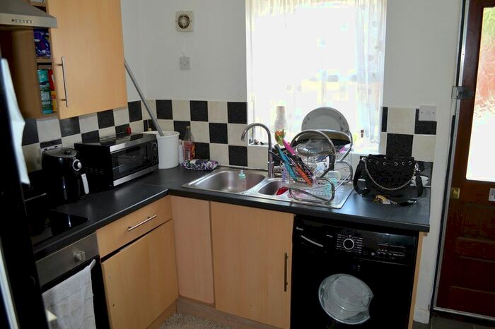 2 Bedroom Terraced House To Rent In Water Lane, Purfleet, RM19