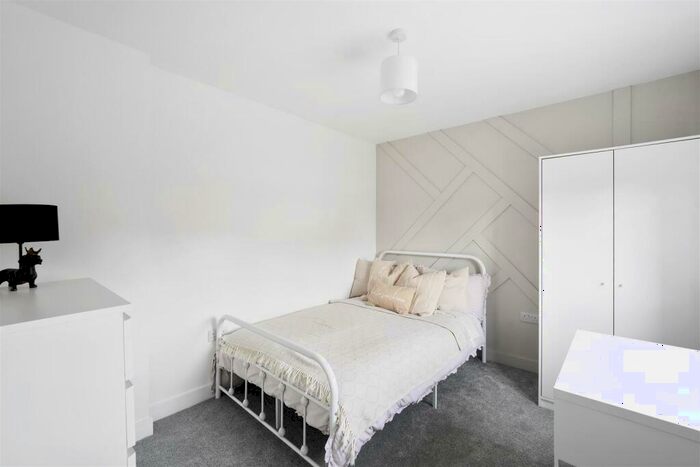 1 Bedroom House To Rent In Lockleaze Road, Bristol, BS7