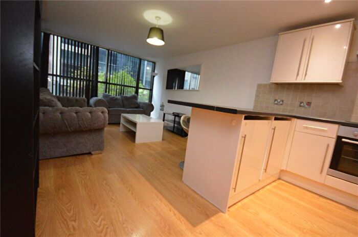 2 Bedroom Apartment To Rent In Hamilton House, Pall Mall, Liverpool, Merseyside, L3