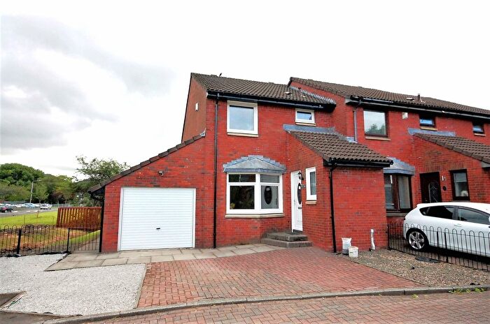 3 Bedroom End Of Terrace House To Rent In Broomfauld Gardens, Dumbarton, ., G82