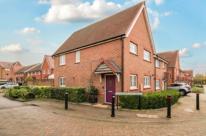 3 Bedroom Semi Detached House For Sale In Shearwater Drive, Bracknell, Berkshire, RG12