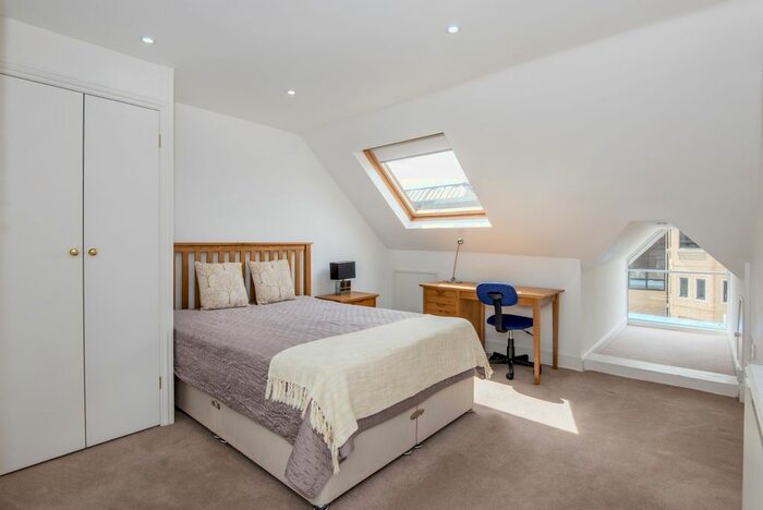 Studio To Rent In Banbury Road, Oxford, OX2