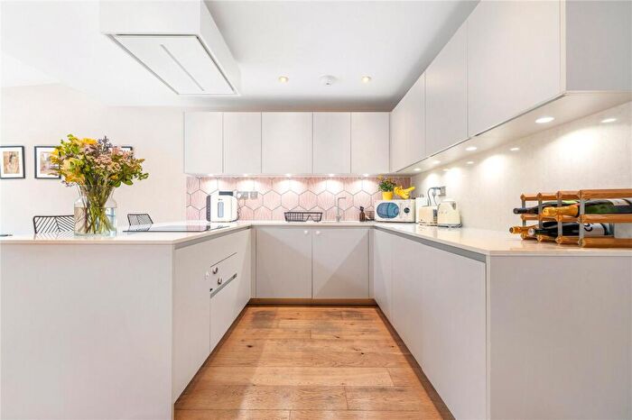 3 Bedroom Terraced House For Sale In Crystal Palace Road, East Dulwich, London, SE22
