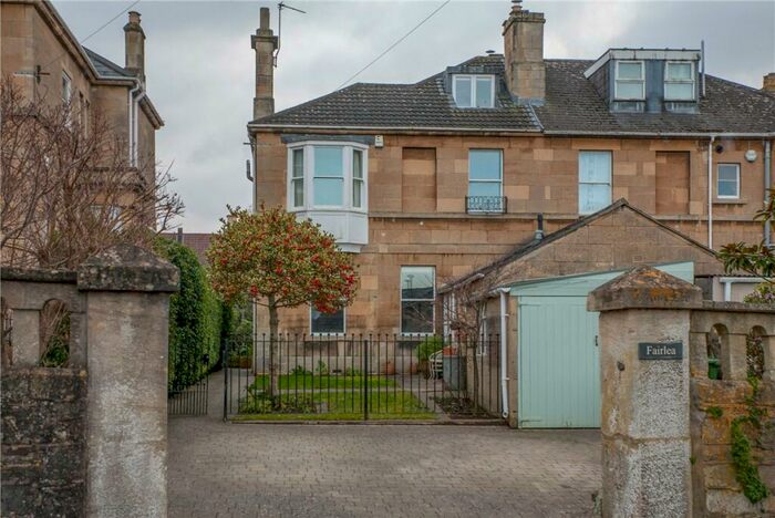4 Bedroom Semi-Detached House To Rent In Beechen Cliff Road, Bath, Somerset, BA2