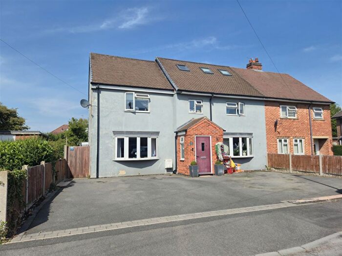 5 Bedroom Semi-detached House For Sale In Maplewell, Coalville, Leicestershire, LE67