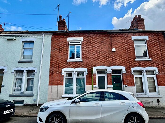 2 Bedroom Terraced House For Sale In Stanhope Road, Queens Park, NN2