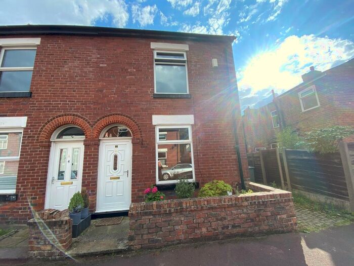 2 Bedroom End Of Terrace House To Rent In Palmer Street, Sale, M33