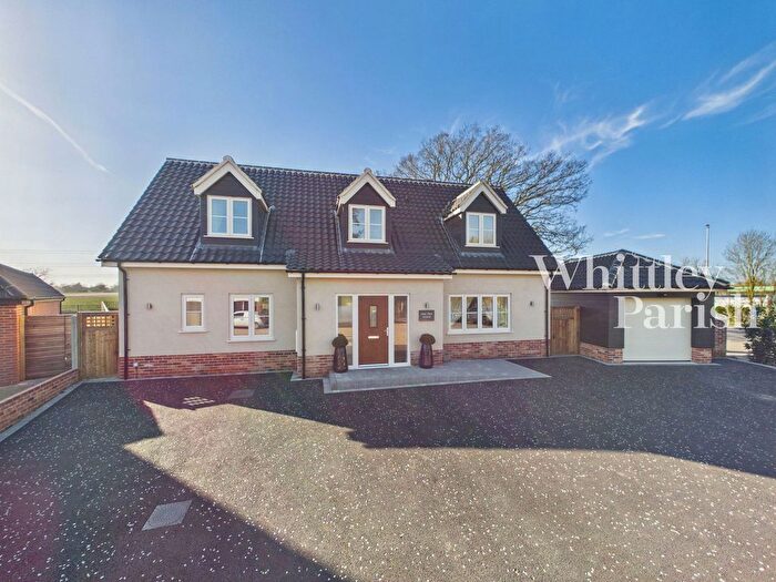 4 Bedroom Detached House For Sale In Bury Road, Stuston, Diss, IP21