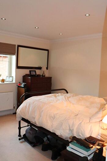 2 Bedroom Apartment To Rent In Templeside Gardens, High Wycombe, HP12