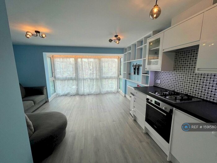 3 Bedroom Maisonette To Rent In St Egbert's Way, London, E4