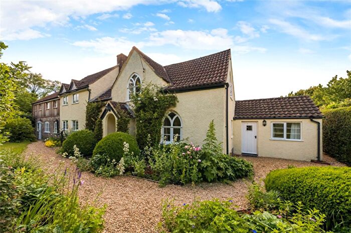 5 Bedroom Cottage For Sale In Breadstone, Berkeley, Gloucestershire, GL13