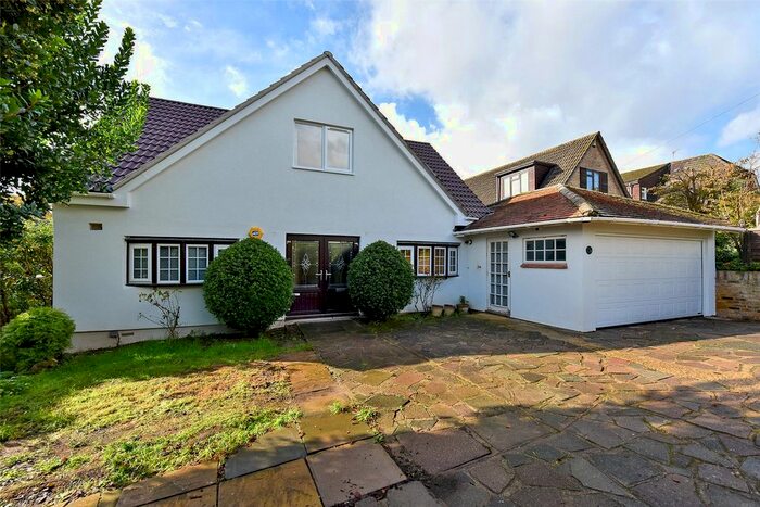 3 Bedroom Bungalow To Rent In New Road, Marlow Bottom, Buckinghamshire, SL7